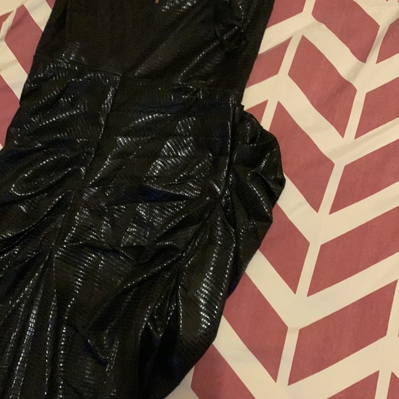 NWT Jluxlabel beautiful black dress with sleeves hands size S - Picture 3 of 17